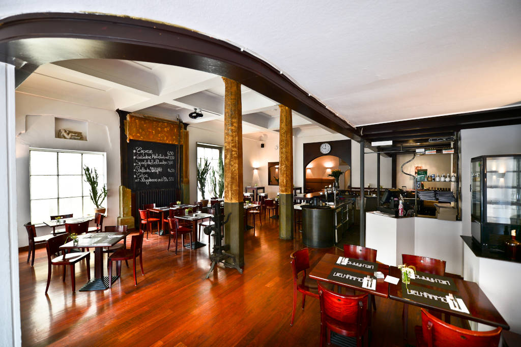 Braunschweig Frühlings-Hotel Restaurant Bar Vielharmonie